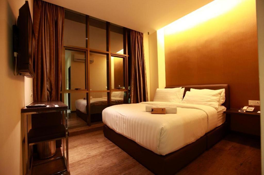 Starz hotel Kluang Zewnętrze zdjęcie
